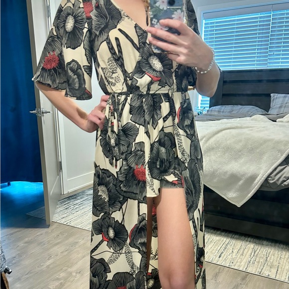 Band of Gypsies Maxi Dress with Shorts - Picture 2 of 7